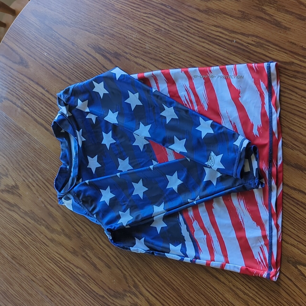 Long sleeve swim shirt